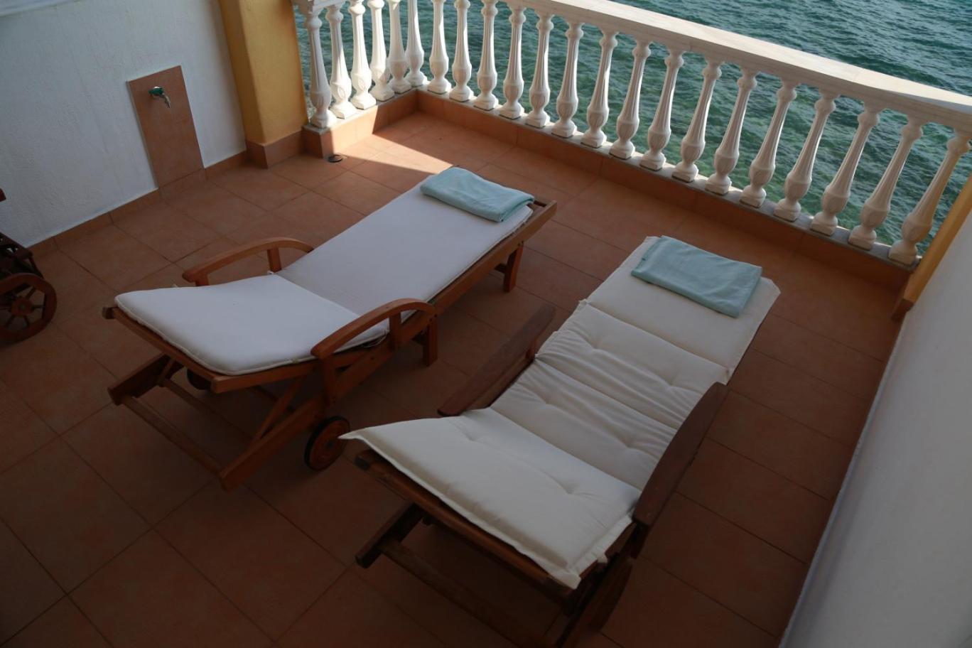 George & Katerina Houses Paralia Dionisiou Exterior foto